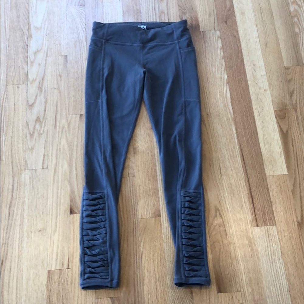 Athleta girl don’t fold back tight